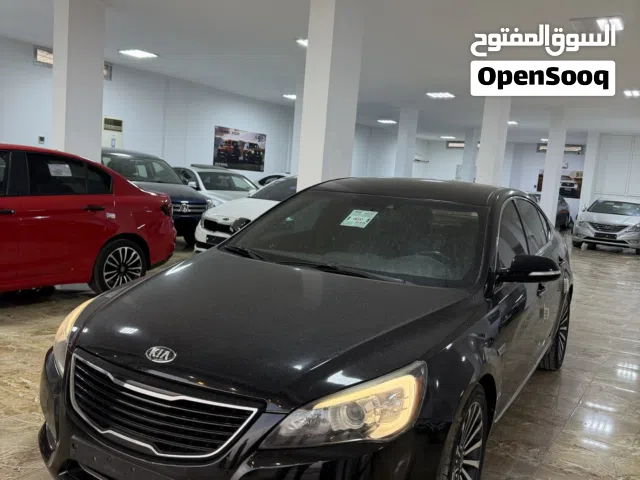 2012 Kia Cadenza Standard