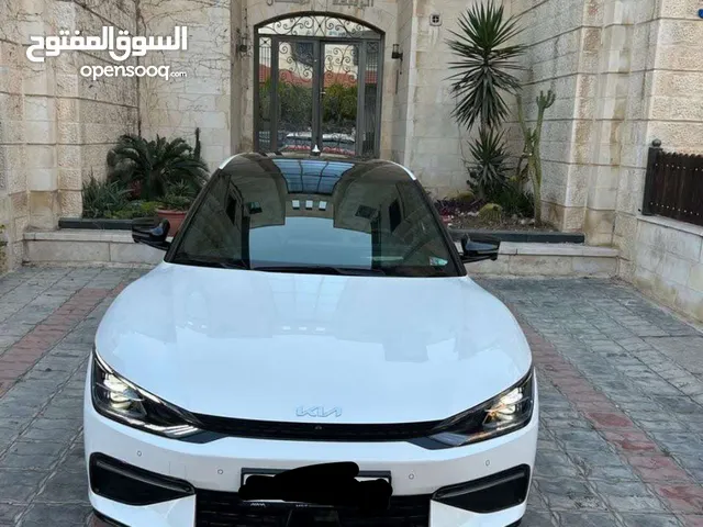 kia ev6 gt-line 2023 للبيع كاش قابل للتفاوض فحصها فل تحت الكفاله من الشركه