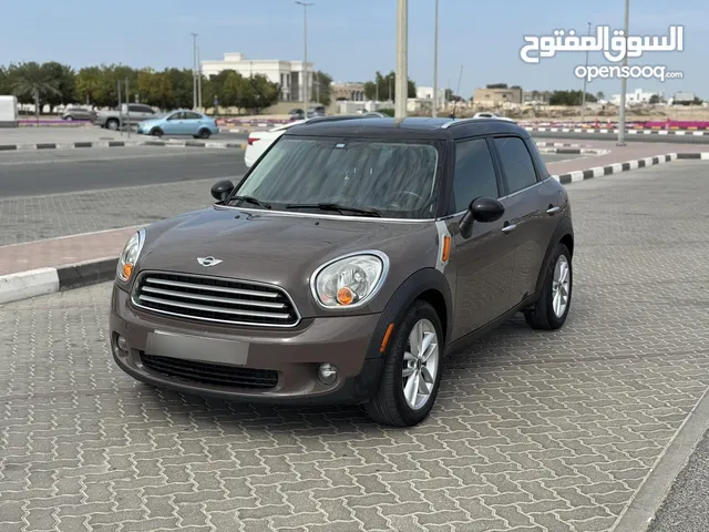 Mini Cooper Countryman 2014 1.6L بدون اي حوادث او صبغ او مشاكل بحالة ممتازة