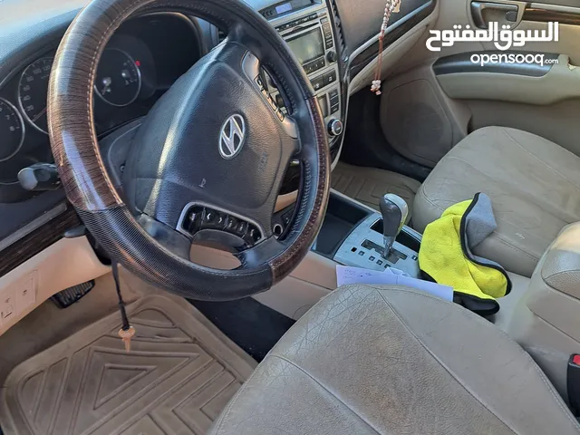 Used Hyundai Santa Fe in Tripoli