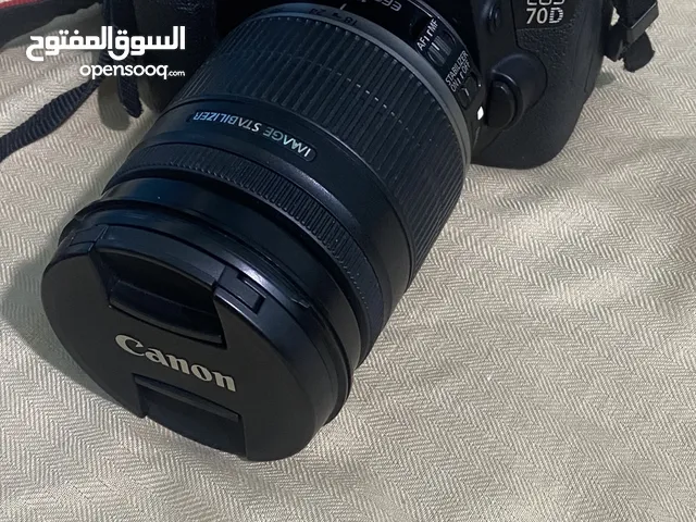 كاميرا كانون مع عدسة EFS 18-200mm الاصلية