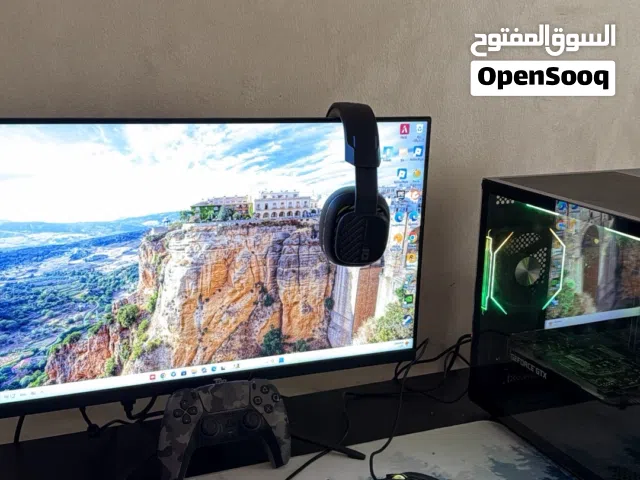 للبيع بي سي مستعمل استعمال خفيف