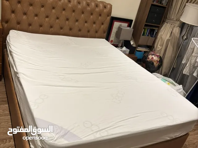 Bed, mattress, chaise drawer and side table