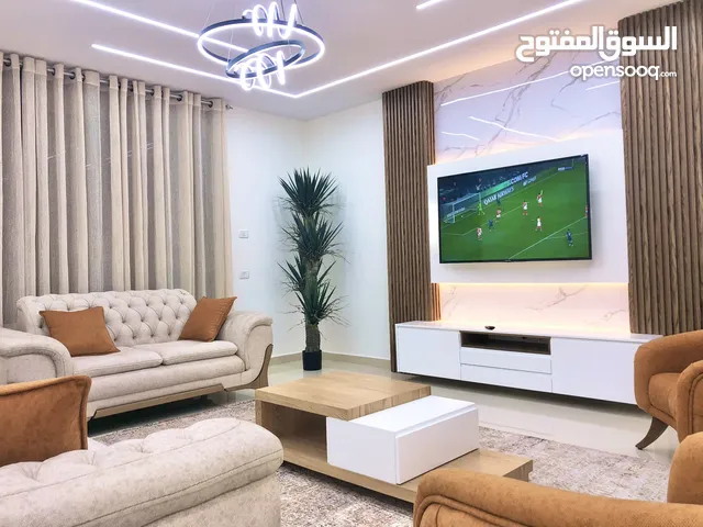 165 m2 3 Bedrooms Apartments for Rent in Ramallah and Al-Bireh Downtown