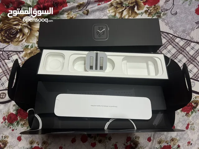 Apple watch 4 44mm ساعه ابل 4