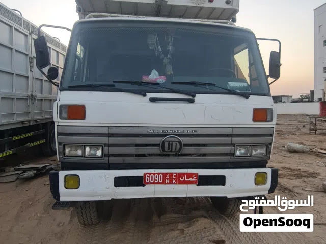 NISSAN UD 1994