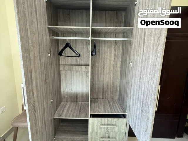 دولاب مستعمل