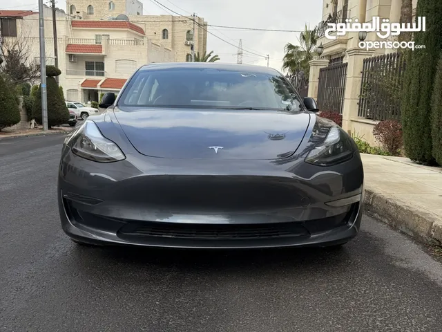 Tesla model 3 2023 autoscore B+