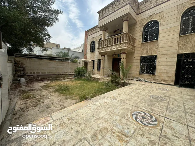 350 m2 5 Bedrooms Villa for Sale in Baghdad Karadah