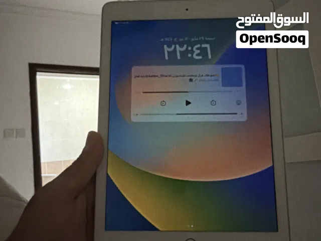 ايباد اير نظيف