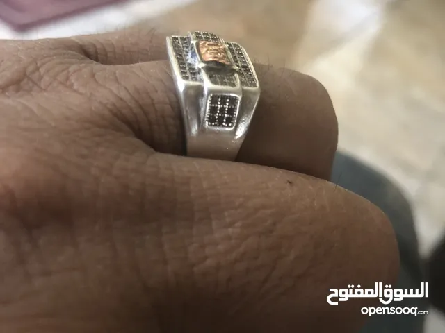 خاتم فضه 925 ايطالي للبيع بسعر مغررررري
