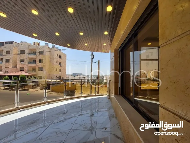 228 m2 4 Bedrooms Apartments for Sale in Amman Um El Summaq