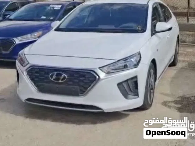 2020 هيونداي ايونيك Standard