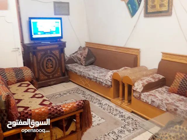 منزل للكراء في الكرام الغربي مفروشة قريبة من البحر و كلينيك حنبعل والمطار و البحيرى 2 و متوفر انترنت