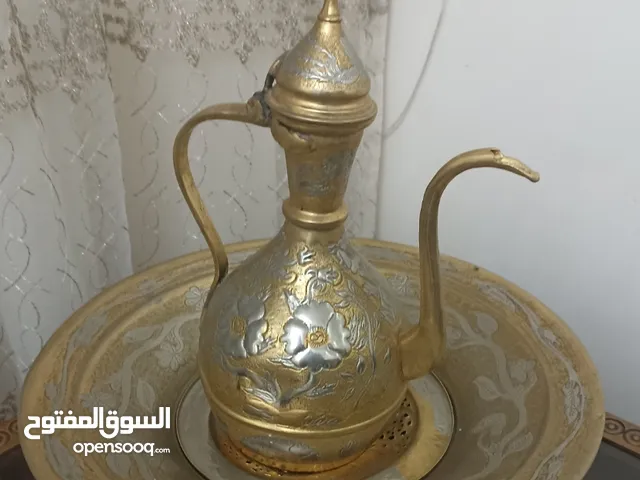 تحفة ابريق انتيكا ذهبي كبير.......