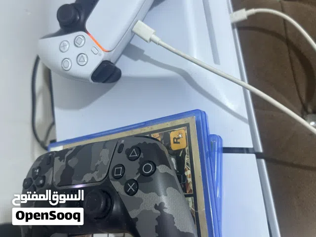 PlayStation 5 Slim للبيع (باكيج كامل) - نظافة عالية وملحقات مميزة
