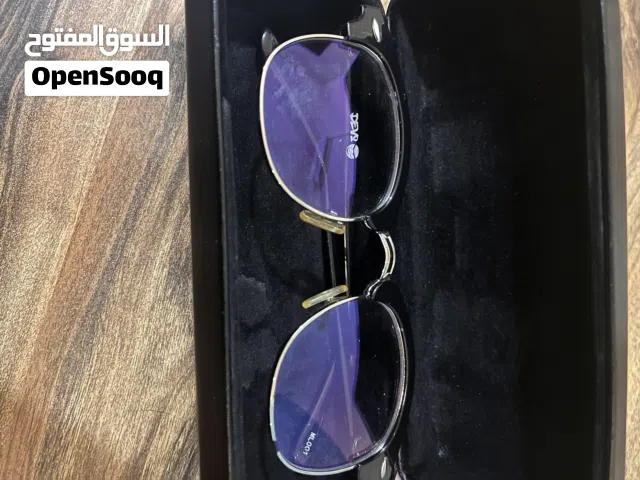 نظارات devo مستعمل حاله ممتازة ضو الأزرق