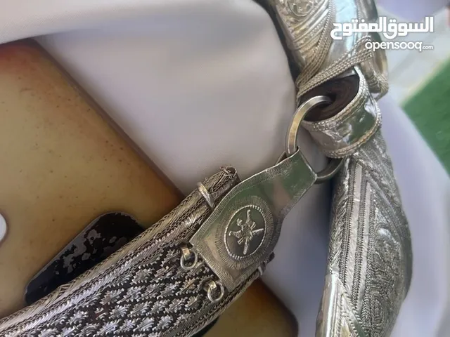 احزمة وكليبات الخناجر العمانية