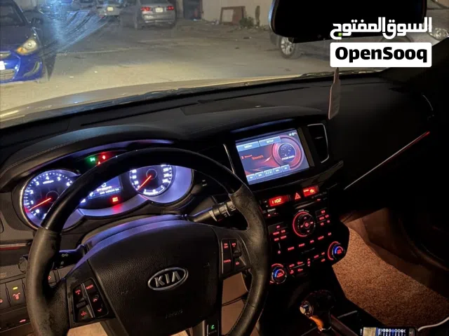 2012 Kia Cadenza Limited