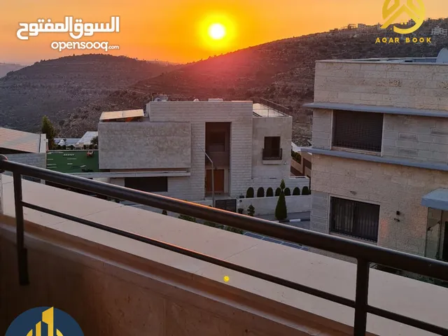 فيلا مميزة تشطيب فاخر للبيع