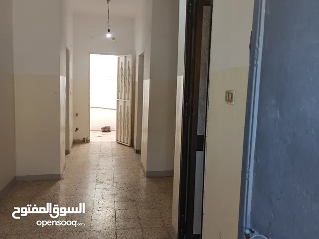 90 m2 2 Bedrooms Townhouse for Rent in Tripoli Souq Al-Juma'a