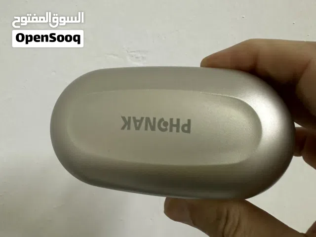 سماعات أذن طبية أصلية شاملة لأدوات الشحن  تعمل بوضوح عالي جدا  لم تستعمل