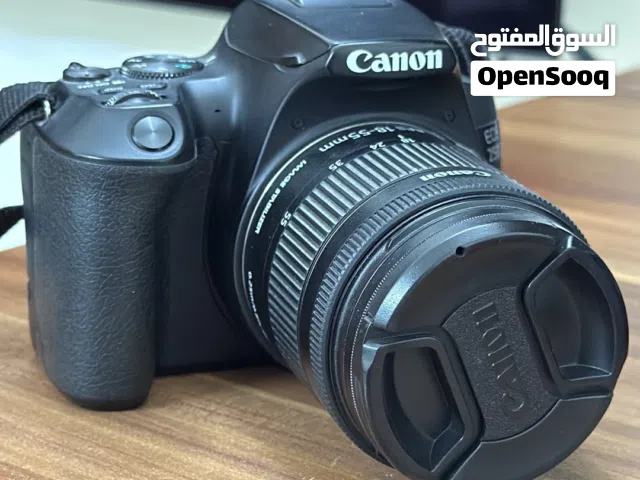 كانون 250D مع عدسة 18-55
