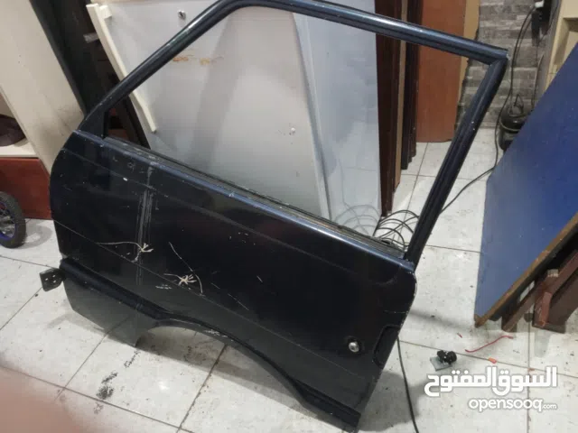 باب بستا نضيف موجود في الزرقاء الجديدة للبيع