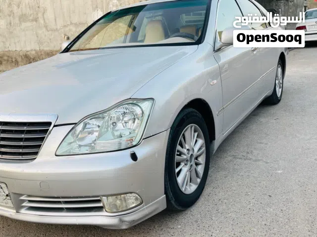 Used Toyota Crown in Basra
