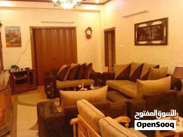 طقم كنب 7 مقاعد للبيع