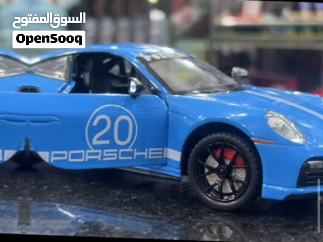 لعبة مجسم سيارة فاخر