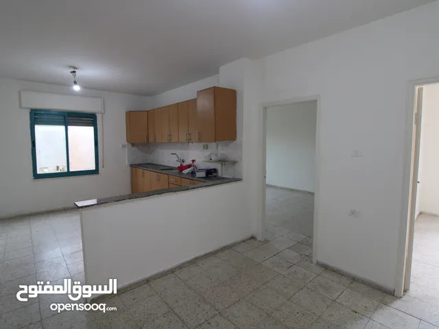 110 m2 2 Bedrooms Apartments for Rent in Ramallah and Al-Bireh Al Tahta