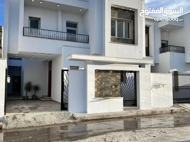300m2 4 Bedrooms Townhouse for Sale in Tripoli Khallet Alforjan
