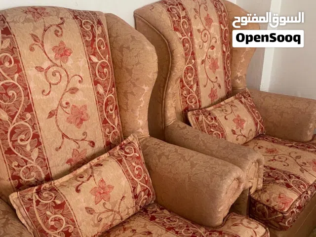 طقم كنب ثقيل تفصيل وبحاله ممتازه