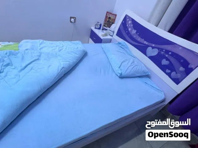 غرفة نوم كامله بحاله جيده