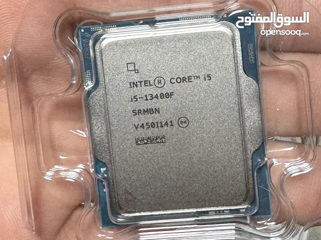 للبيع جهاز كمبيوتر كامل للألعاب والعمل الاحترافي