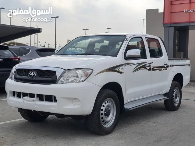 Toyota Hilux 2009 in Sharjah