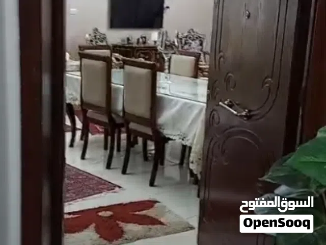 شقه للبيع بالعجوزه بالعفش 110 م مسجله شهر عقاري خلف المعهد البريطاني