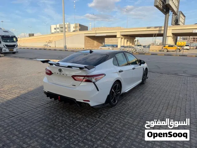 2020 تويوتا كامري XSE