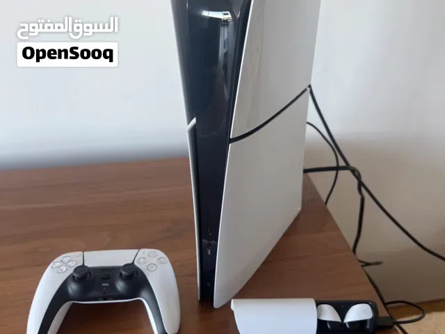 Ps5 مستعمل استعمال اقل من شهرين مستعمل بحالة الجديد معاه باكوه