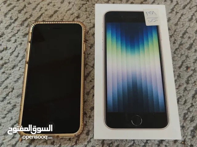 Apple iPhone SE 128 GB in Al Riyadh