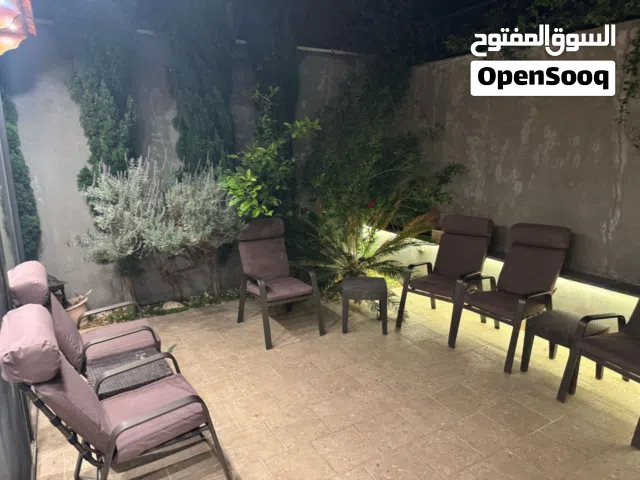 164 m2 3 Bedrooms Apartments for Sale in Amman Um Uthaiena