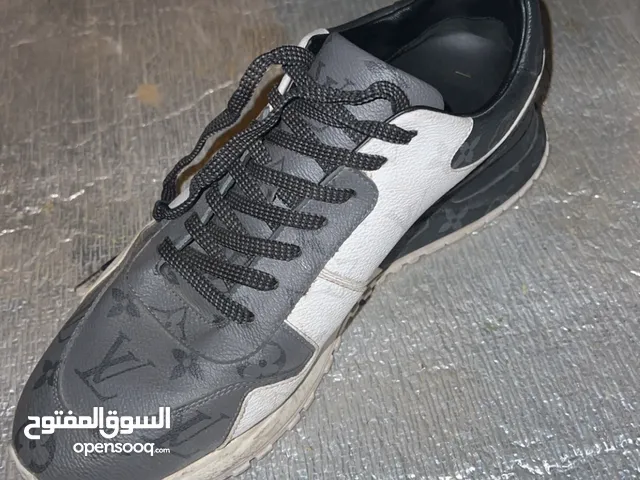 43 Sport Shoes in Mubarak Al-Kabeer