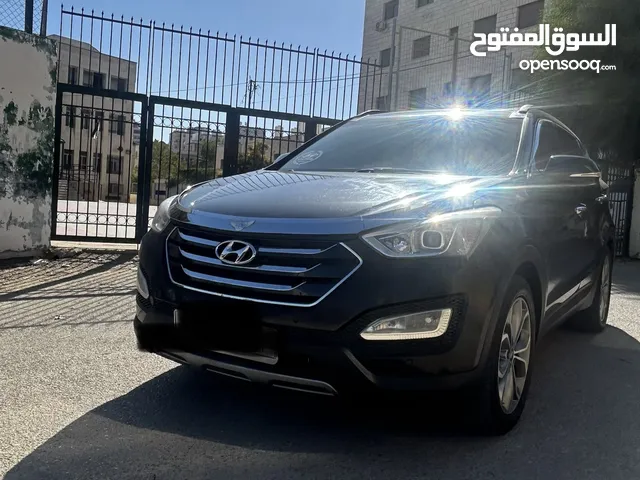 سانتفيه 2015 بالرخصة  4/4  ماشية 120 عداد اصلي  ماتور 2200 مش 2000  فحص نضيف
