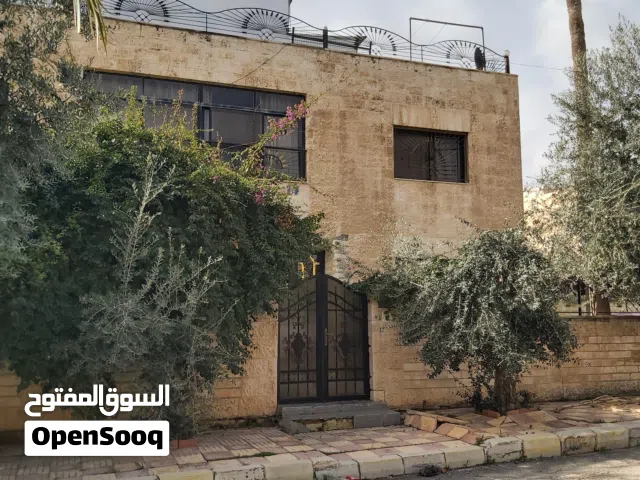 186 m2 3 Bedrooms Townhouse for Sale in Amman Al-Jweideh