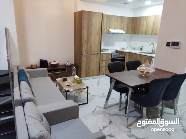 105 m2 2 Bedrooms Apartments for Sale in Abu Dhabi Masdar City