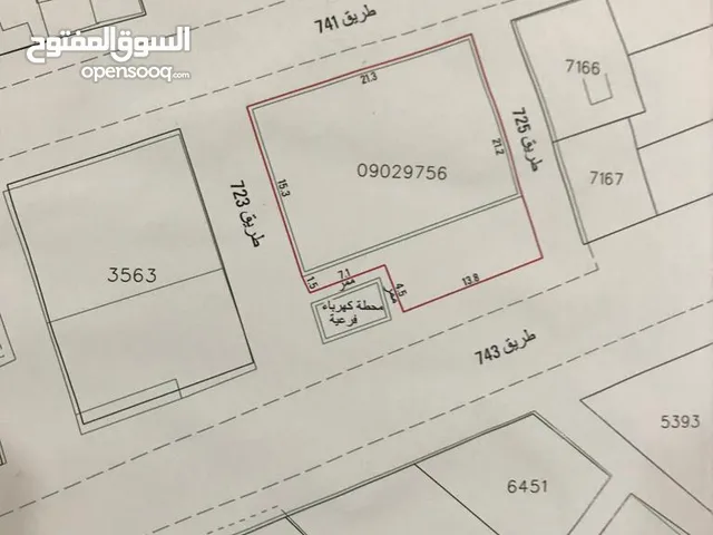 للبيع ارض تجاريه بالرفاع الشرقى مع اجازه نهائية