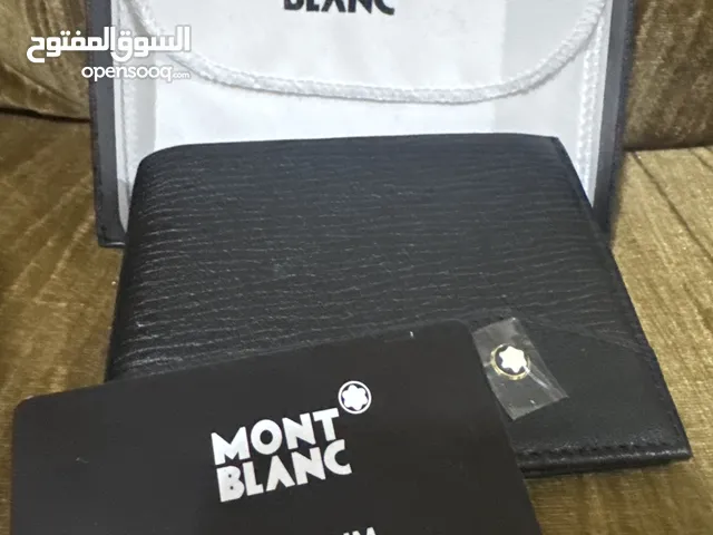 محفظة رجالي ماركةً (مونت بلاك )اصلية جديدة تحتوي على جميع اغراضها