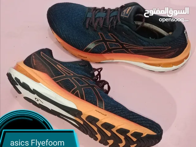 44 Sport Shoes in Amman