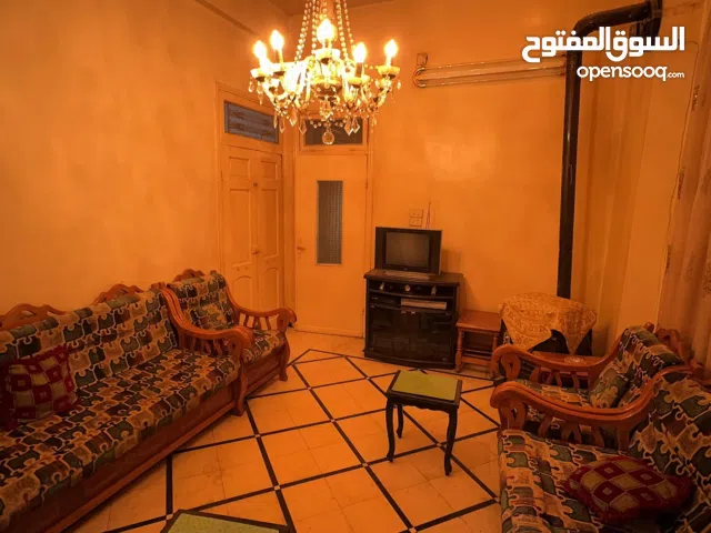 135 m2 4 Bedrooms Townhouse for Sale in Damascus Al-Mazraa
